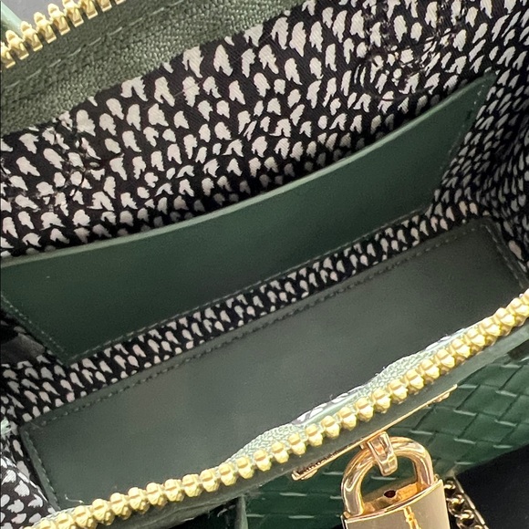 Green Leather Kelly Satchel Bag with Gold Accents - Picture 10 of 10